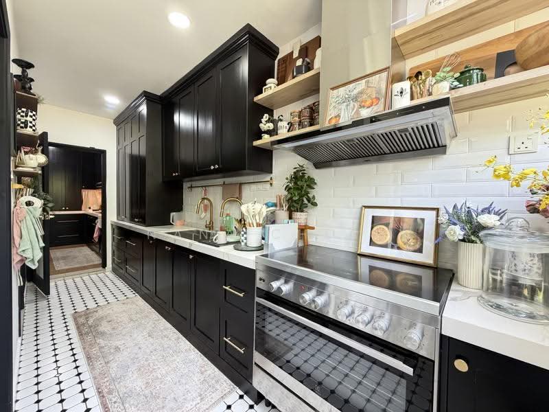 Townhouse for Sale in Shah Alam (Selangor) - Nana Cheah - PropertyGuru.com.my