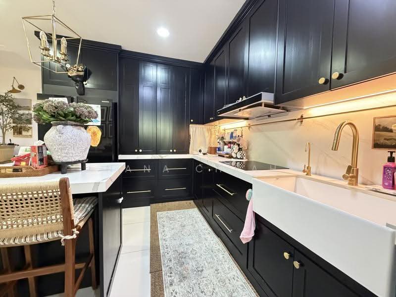 Townhouse for Sale in Shah Alam (Selangor) - Nana Cheah - PropertyGuru.com.my
