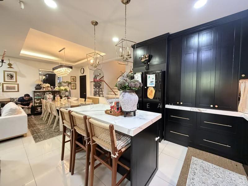 Townhouse for Sale in Shah Alam (Selangor) - Nana Cheah - PropertyGuru.com.my