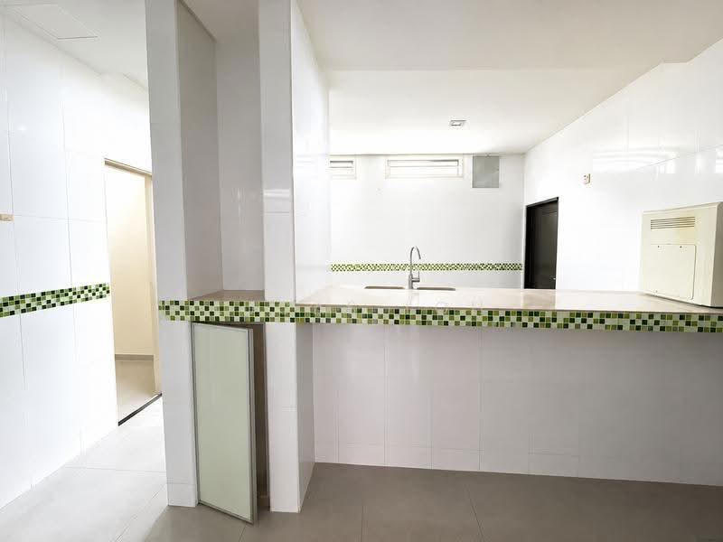 2-storey Terraced House for Sale in Puchong (Selangor) - Lucas Loh - Kitchen - PropertyGuru.com.my