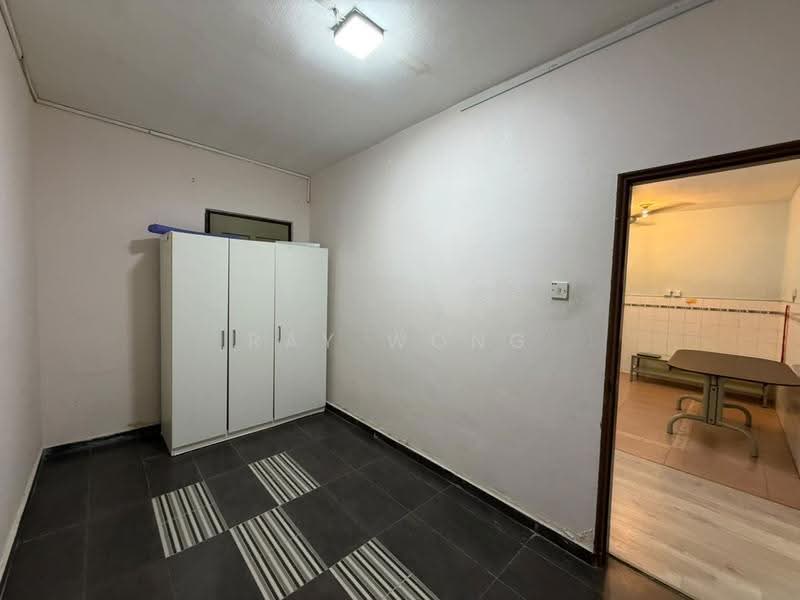 Semi-Detached House for Sale in Taman Megah Ria (Masai) - Ray Wong - Interior - PropertyGuru.com.my