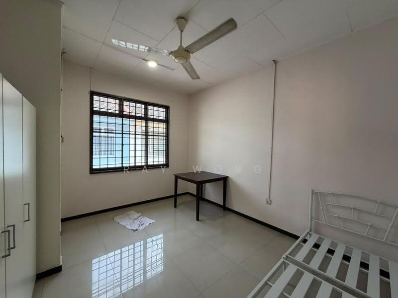 Semi-Detached House for Sale in Taman Megah Ria (Masai) - Ray Wong - Bedroom - PropertyGuru.com.my