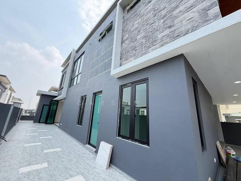 Semi-Detached House for Sale in Taman Austin Heights (Tebrau) - Carson . - Exterior - PropertyGuru.com.my