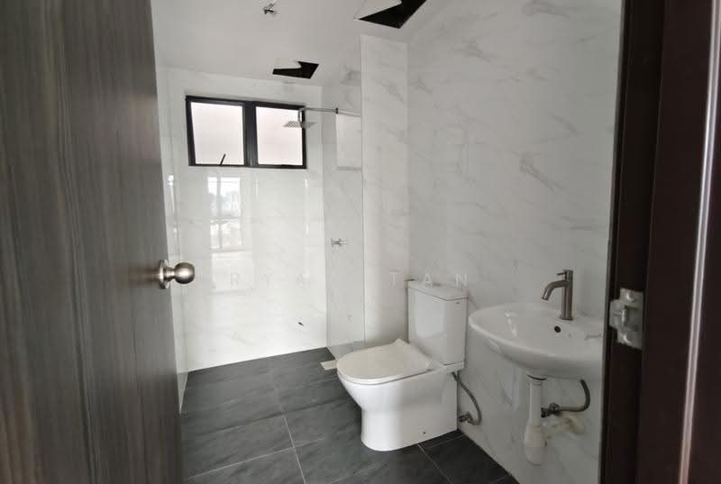 Condominium for Sale at Mulberi - Ryan Tan - Bathroom - PropertyGuru.com.my
