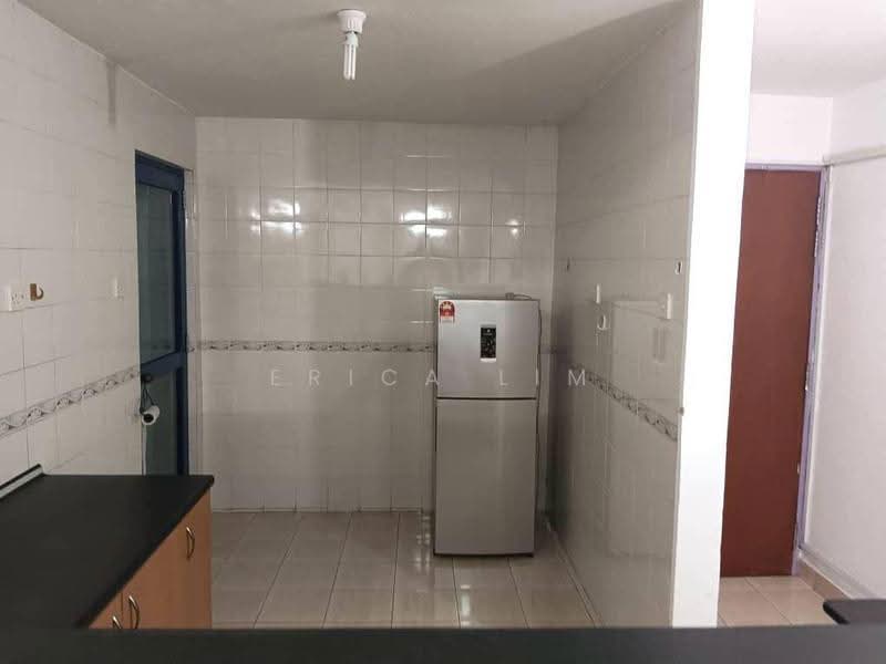 Pangsapuri untuk Dijual di Aster Court - Erica Lim - Kitchen - PropertyGuru.com.my