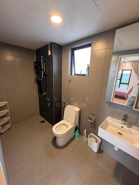 Service Residence for Sale at D'Cosmos Residences - Vickie Foong - Bathroom - PropertyGuru.com.my