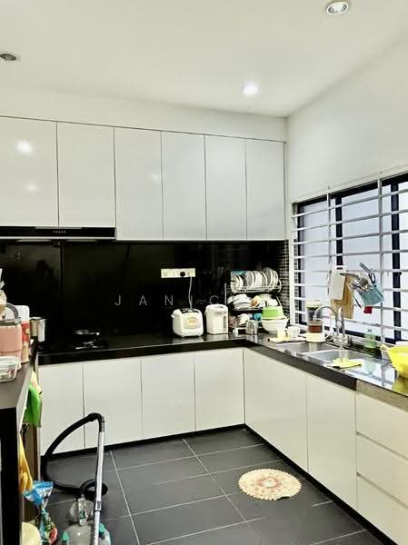 2-storey Terraced House for Sale in Taman Setia Indah (Tebrau) - Janice . - Kitchen - PropertyGuru.com.my