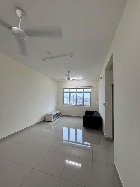 Kediaman Servis untuk Disewa di Residensi Nexus Kajang (PR1MA Kajang) - Bern Rugan - Living Room - PropertyGuru.com.my
