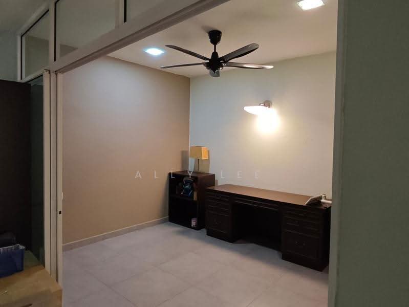 Kondominium untuk Disewa di Pantai Panorama Condominiums - Ally Lee - Study - PropertyGuru.com.my