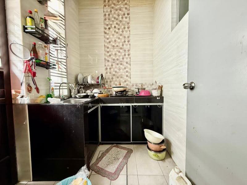 2-storey Terraced House for Sale in Bukit Indah (Iskandar Puteri (Nusajaya)) - Ray Wong - Kitchen - PropertyGuru.com.my