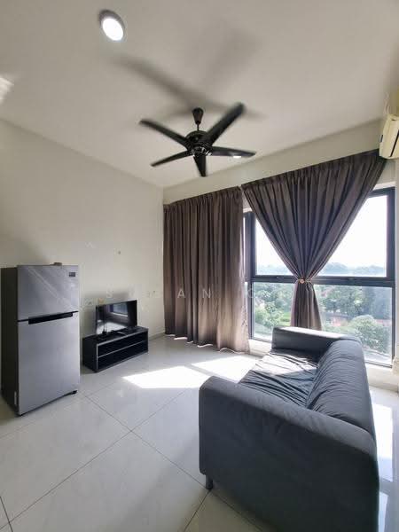 Condominium for Rent at Bay Point @ Country Garden Danga Bay - Susan On - Living Room - PropertyGuru.com.my