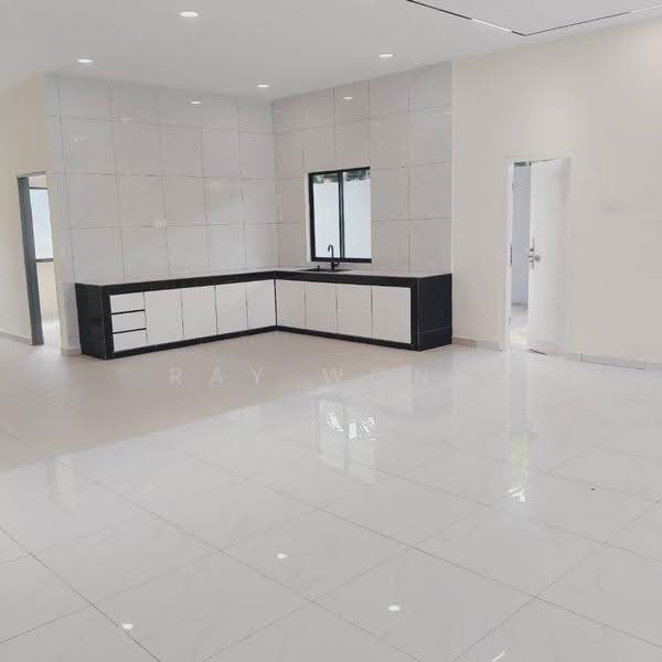Bungalow House for Sale in Larkin (Johor Bahru) - Ray Wong - Kitchen - PropertyGuru.com.my