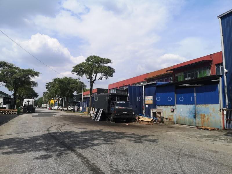 Kilang Berkembar untuk Disewa di Taman Industri Pusat Bandar Puchong (Puchong) - Christopher Gooi - Exterior - PropertyGuru.com.my