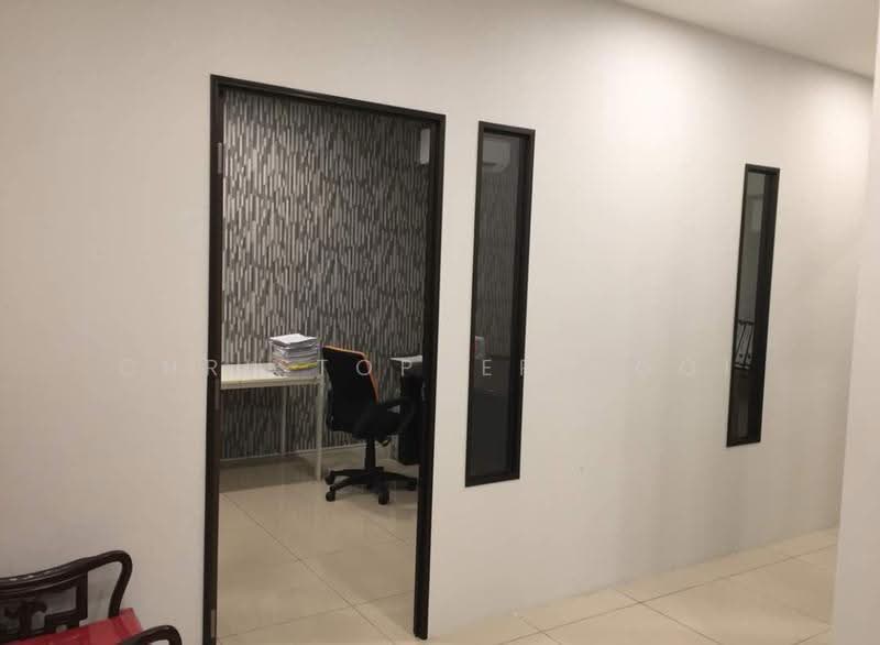 Kilang Berkembar untuk Disewa di Taman Industri Pusat Bandar Puchong (Puchong) - Christopher Gooi - Study - PropertyGuru.com.my