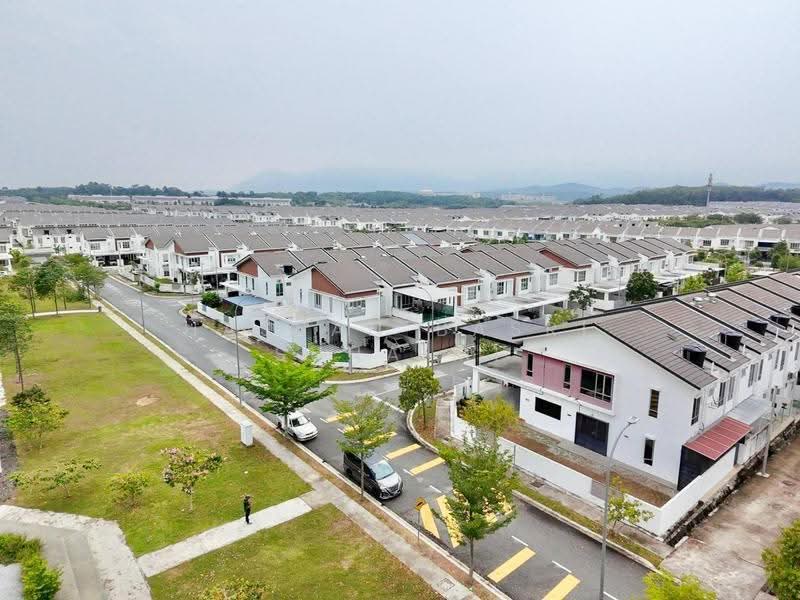 2-storey Terraced House for Sale in Seremban (Negeri Sembilan) - Hassan Basri Suhaimi - Exterior - PropertyGuru.com.my
