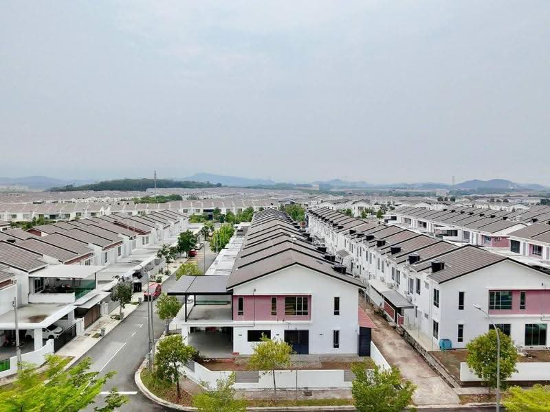 2-storey Terraced House for Sale in Seremban (Negeri Sembilan) - Hassan Basri Suhaimi - Exterior - PropertyGuru.com.my