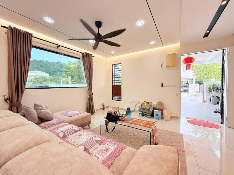 2-storey Terraced House for Sale in Seremban (Negeri Sembilan) - Hassan Basri Suhaimi - Living Room - PropertyGuru.com.my