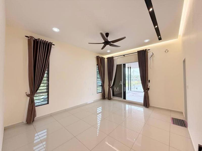 2-storey Terraced House for Sale in Seremban (Negeri Sembilan) - Hassan Basri Suhaimi - Living Room - PropertyGuru.com.my