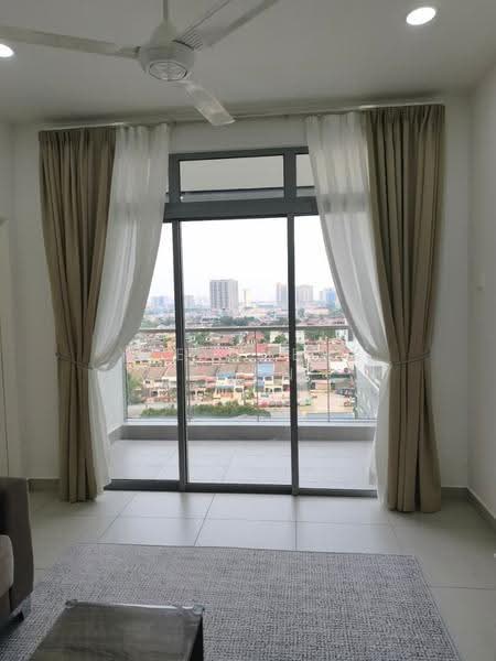 Kediaman Servis untuk Disewa di Dorsett Waterfront Subang - Yee Cheak Chen - Balcony - PropertyGuru.com.my