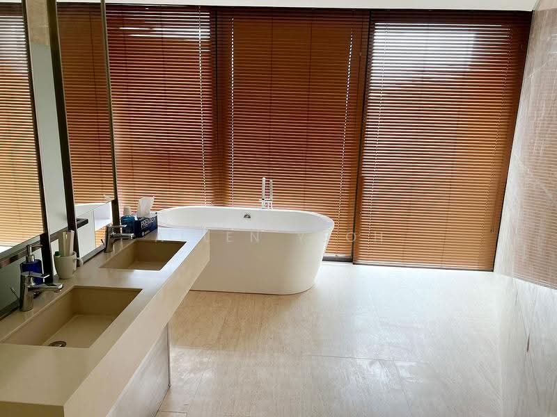 Kondominium untuk Dijual di Shorefront Residences - Allen Yeoh - Bathroom - PropertyGuru.com.my