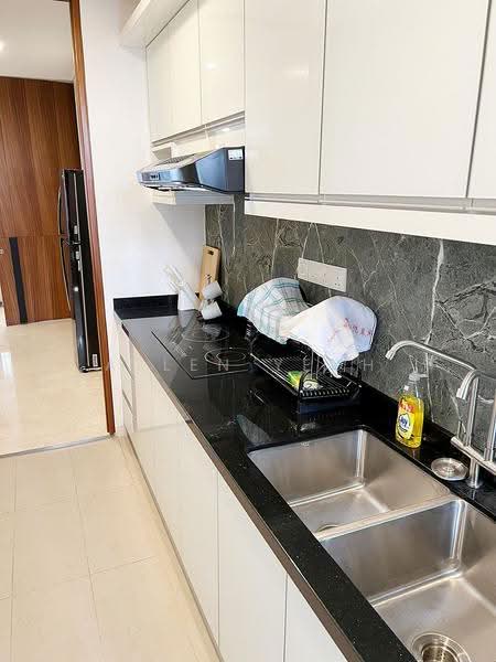 Kondominium untuk Dijual di Shorefront Residences - Allen Yeoh - Kitchen - PropertyGuru.com.my