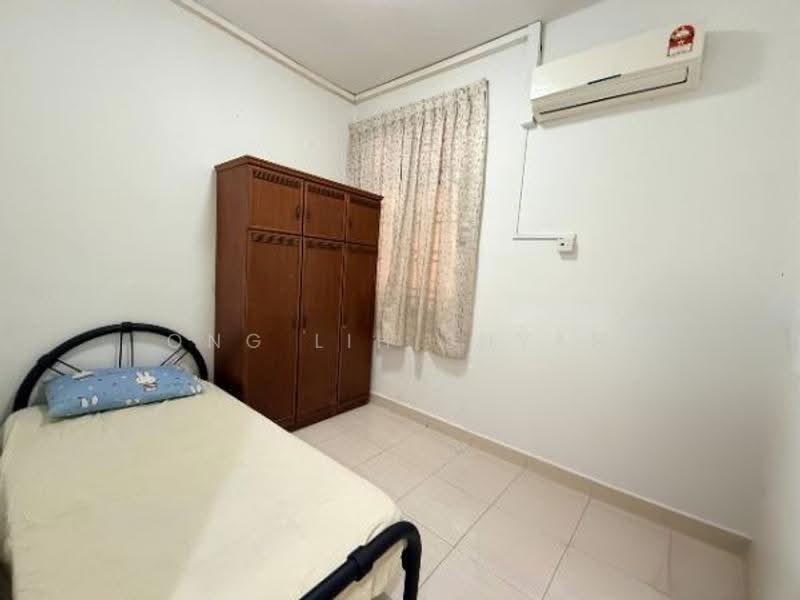 Apartment for Sale at Kipark Apartment - Ong Lih Shyan - Bedroom - PropertyGuru.com.my