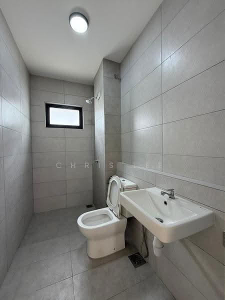 2-storey Terraced House for Rent in Bandar Gamuda Cove (Dengkil) - Chris Lee - Bathroom - PropertyGuru.com.my