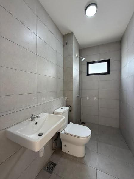 2-storey Terraced House for Rent in Bandar Gamuda Cove (Dengkil) - Chris Lee - Bathroom - PropertyGuru.com.my