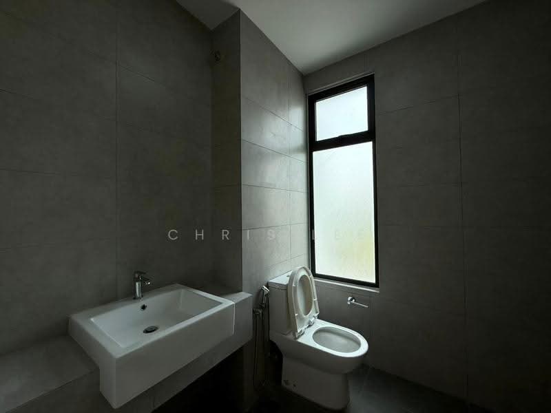 2-storey Terraced House for Rent in Bandar Gamuda Cove (Dengkil) - Chris Lee - Bathroom - PropertyGuru.com.my
