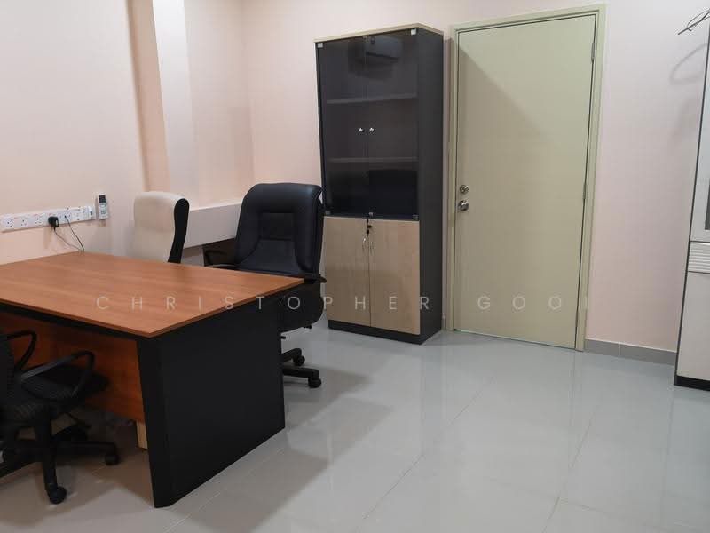 Semi-D Factory for Sale in Puchong (Selangor) - Christopher Gooi - Study - PropertyGuru.com.my