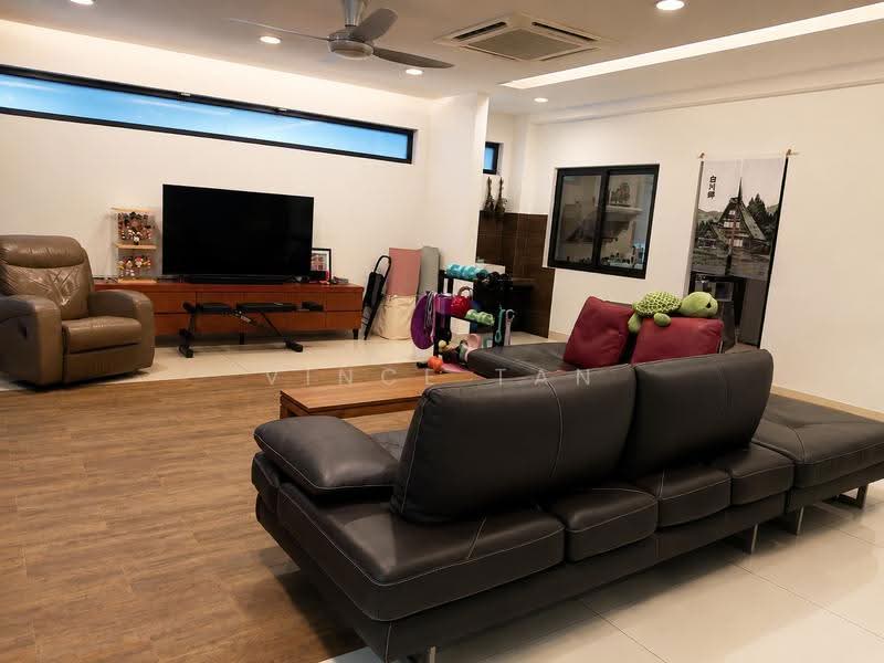 Rumah Teres 2-Tingkat untuk Dijual di Bandar Sri Damansara (Selangor) - Vince Tan - Living Room - PropertyGuru.com.my
