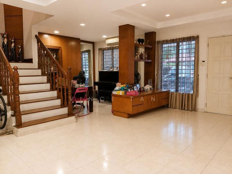Rumah Teres 2-Tingkat untuk Dijual di Bandar Sri Damansara (Selangor) - Vince Tan - Living Room - PropertyGuru.com.my