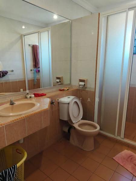 Rumah Teres 2-Tingkat untuk Dijual di Bandar Sri Damansara (Selangor) - Vince Tan - Bathroom - PropertyGuru.com.my