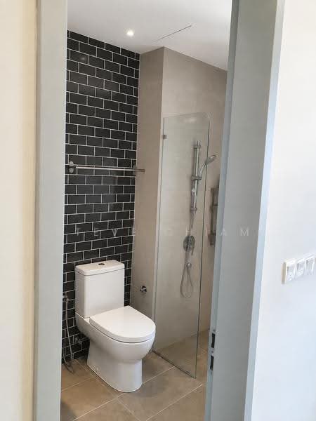 Service Residence for Sale at Union Suites - Steve Chiam - Bathroom - PropertyGuru.com.my