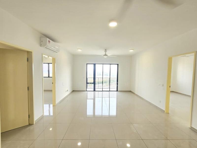 Kediaman Servis untuk Disewa di Duduk Se.Ruang @ Eco Sanctuary - Leon Goh - Living Room - PropertyGuru.com.my