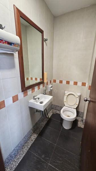 Semi-Detached House for Sale in TTDI Hills (Kuala Lumpur) - Tim Wong - Bathroom - PropertyGuru.com.my
