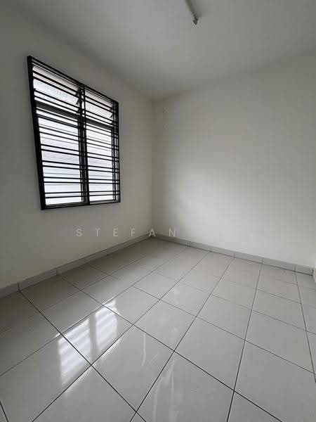 2-storey Terraced House for Sale in Taman Lagenda Putra (Kulai) - Stefan Yu - Interior - PropertyGuru.com.my