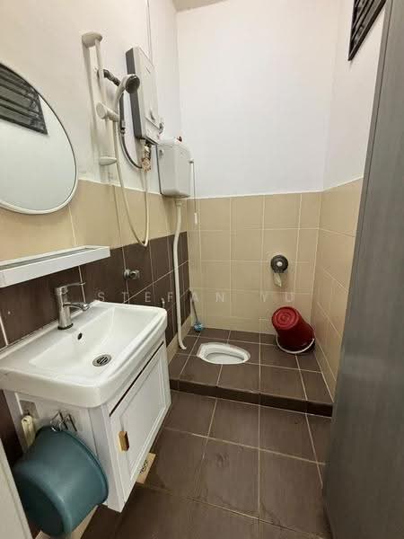 2-storey Terraced House for Sale in Taman Lagenda Putra (Kulai) - Stefan Yu - Bathroom - PropertyGuru.com.my