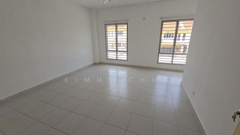 2-storey Terraced House for Sale in Bandar Rinching Seksyen 6 (Semenyih) - Kimmy Chua - Interior - PropertyGuru.com.my