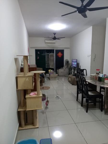 Kediaman Servis untuk Dijual di OUG Parklane - Alex Leaw - Living Room - PropertyGuru.com.my