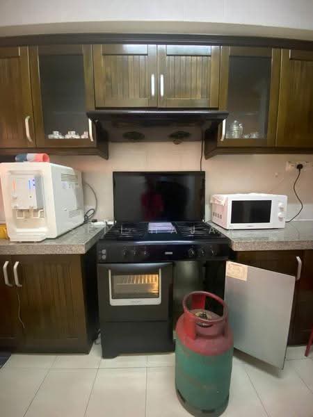 2-storey Terraced House for Rent in Alam Budiman (Shah Alam) - Siti Hajar - Kitchen - PropertyGuru.com.my
