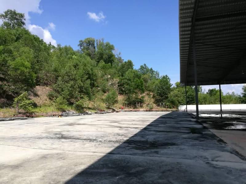 Factory for Sale in Kawasan Perindustrian Beranang (Beranang) - Eric Tham - Exterior - PropertyGuru.com.my