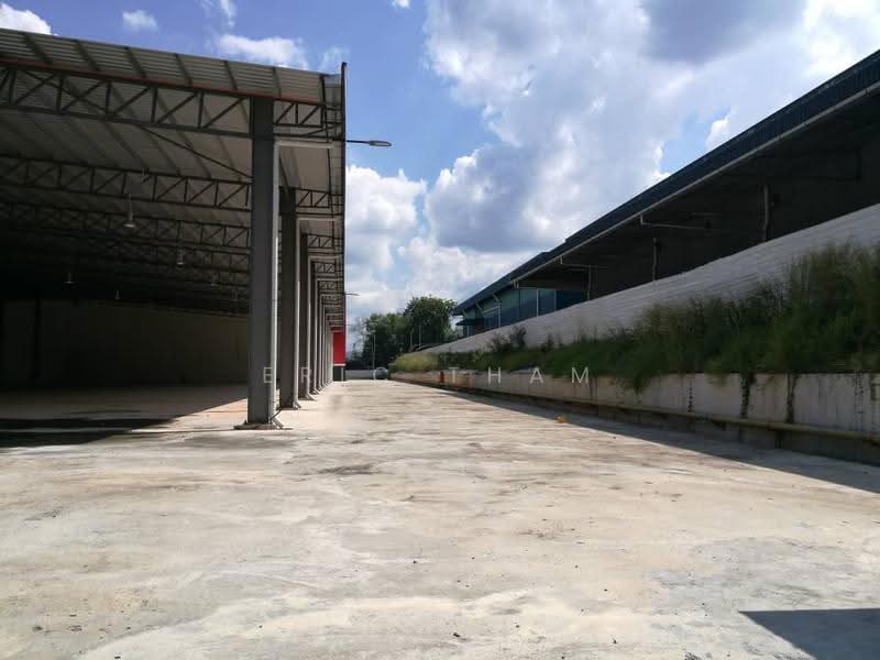 Factory for Sale in Kawasan Perindustrian Beranang (Beranang) - Eric Tham - Exterior - PropertyGuru.com.my