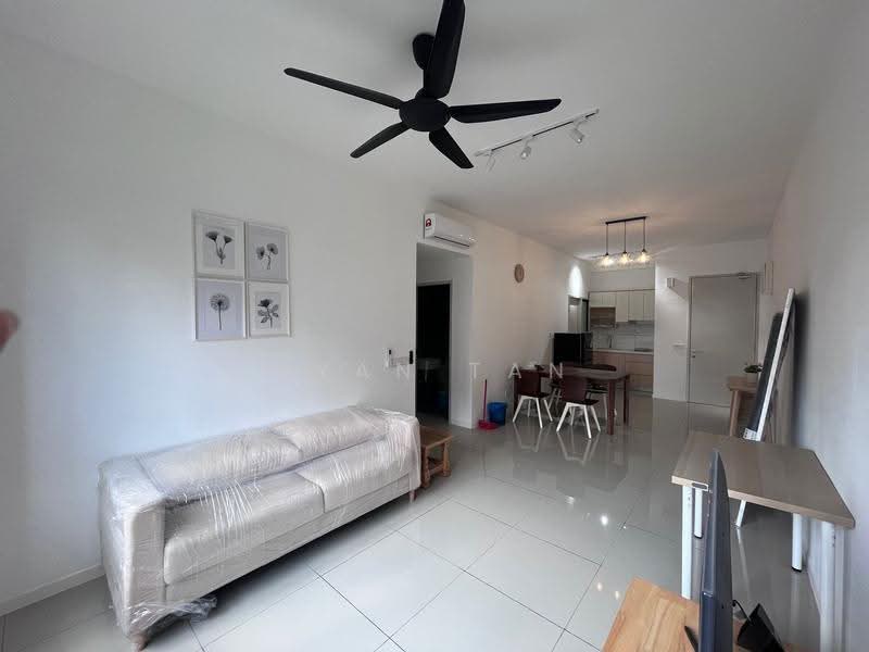 Kediaman Servis untuk Disewa di Savvy @ Riana Dutamas - Ryan Tan - Living Room - PropertyGuru.com.my