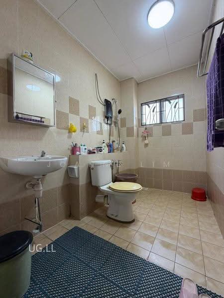 2-storey Terraced House for Sale in Klang (Selangor) - Joanne Lim - Bathroom - PropertyGuru.com.my