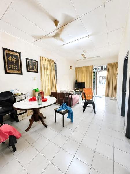 Rumah Teres 1-Tingkat untuk Dijual di Taman JP Perdana (Johor Bahru) - Kevin Ho - Living Room - PropertyGuru.com.my