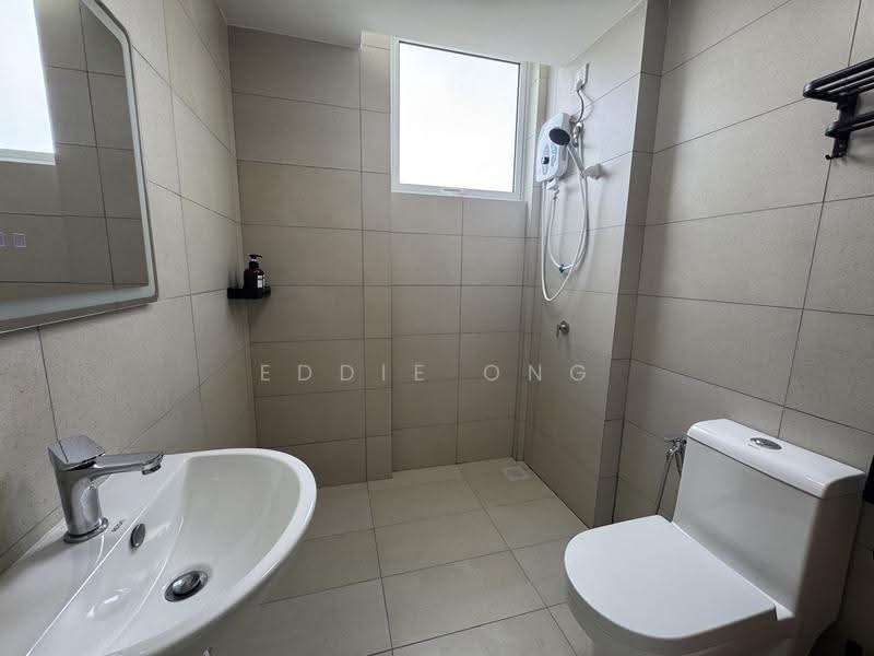 Kediaman Servis untuk Disewa di Vista Tiara (MBW Bay) - Eddie Ong - Bathroom - PropertyGuru.com.my