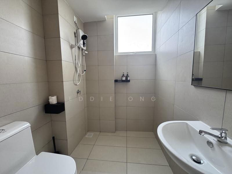 Kediaman Servis untuk Disewa di Vista Tiara (MBW Bay) - Eddie Ong - Bathroom - PropertyGuru.com.my