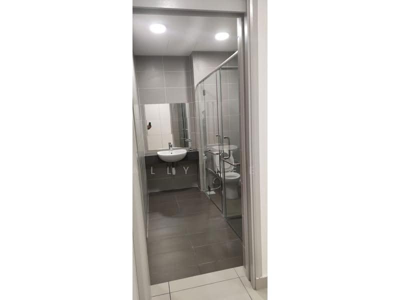 Kediaman Servis untuk Disewa di Pacific Star (Service Residence) - Ally Lee - Bathroom - PropertyGuru.com.my