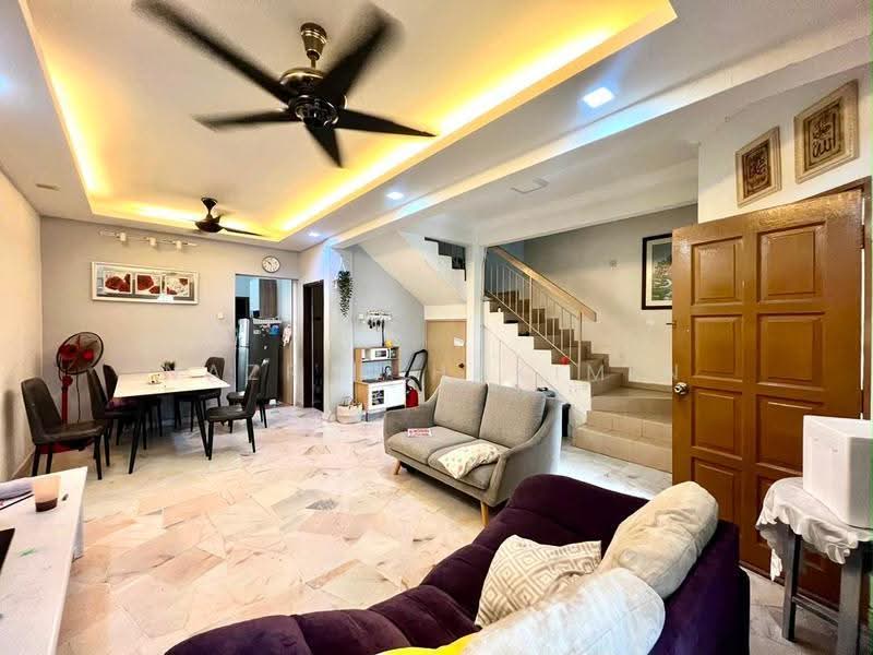2-storey Terraced House for Sale in Alam Perdana (Puncak Alam) - Nazrin Hakimin - PropertyGuru.com.my